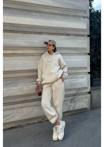 Kadın Balance Kapüşonlu Baskılı Oversize Eşofman Takım modelleri