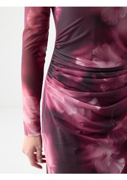 Gül Kurusu Yuvarlak Yaka Çiçek Desenli Mesh Örme Midi Elbise fırsatları