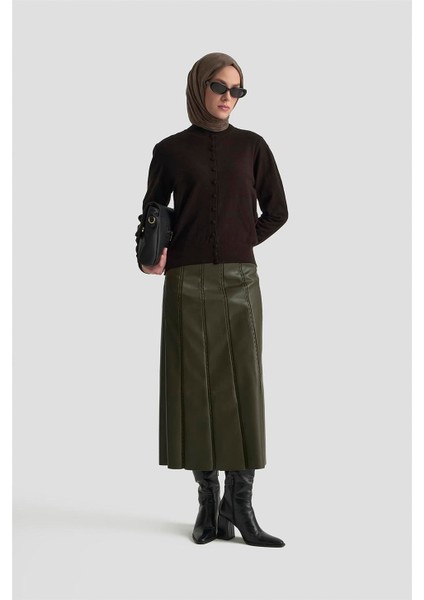 Düğme Detaylı Basic Hırka 25KD7012 Siyah fiyatları