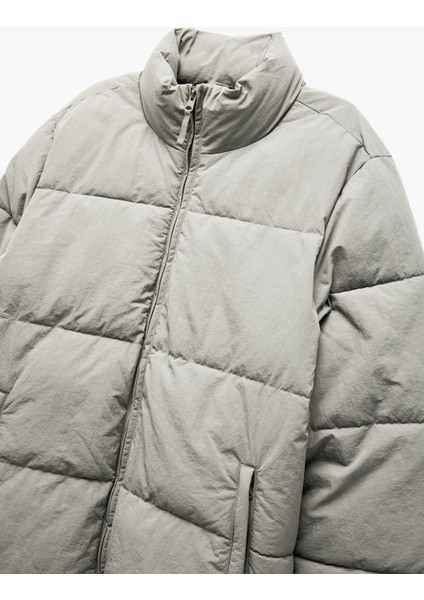 Dik Yaka Cep Detaylı Fermuarlı Kışlık Şişme Mont indirimleri