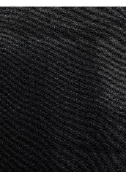 A Kesim Yırtmaçlı Dantel Detaylı Midi Saten Etek