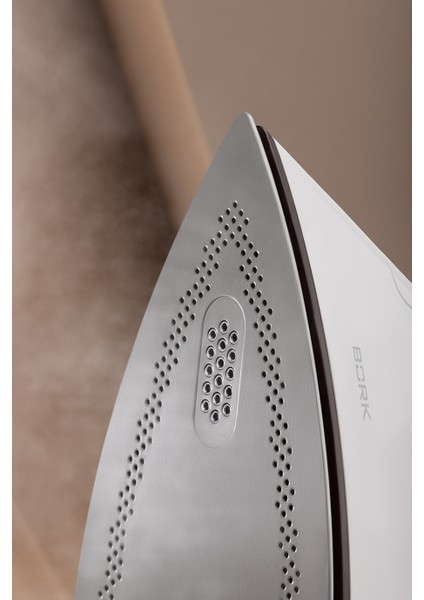 Iron I780 Buhar Jeneratörlü, Akıllı Dokunmatik ve Anti-Kireç Sistemli Ütü