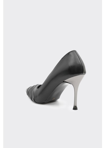 Metal Topuk Detaylı Kadın Stiletto modelleri