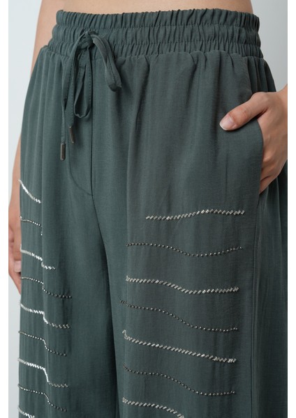Kadın Yatay Şerit Taş Işlemeli Düz Renk Beli Lastikli Bol Paça Pantolon fırsatları