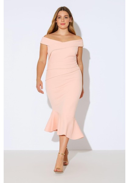 Kadın Büyük Beden Pudra, Carmen Yaka Asimetrik Kesim Scuba Kumaş Elbise 65N39198