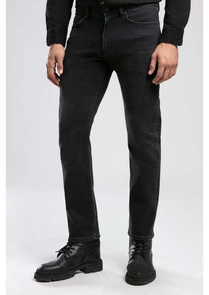 Harry Orta Bel Düz Kesim Düz Paça Siyah Erkek Jean Pantolon fiyatları