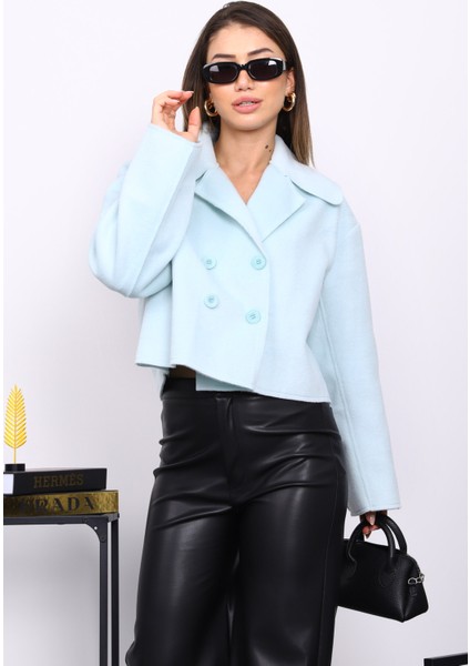 Mint Yeşili Kısa Düğmeli Kaşe Ceket