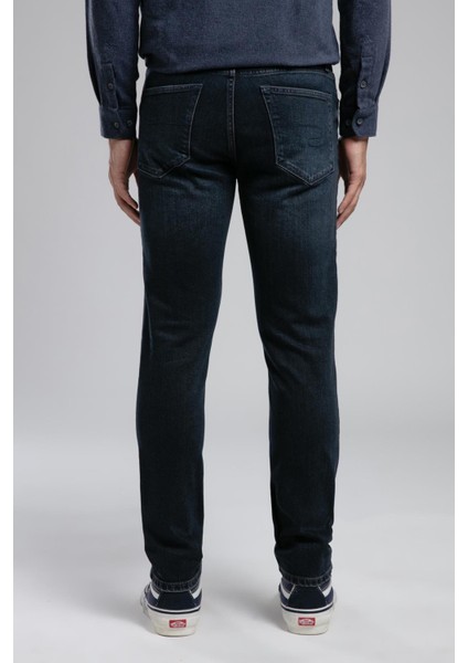 Jagger Normal Bel Dar Kesim Düz Paça Mavi Erkek Jean Pantolon modelleri