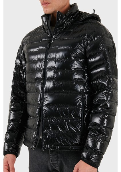 Kapitoneli Regular Fit Kapüşonlu Su Itici Parlak Şişme Mont Erkek Mont 50548790 001 fırsatları