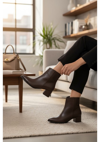 Popin Acı Kahve Fermuarlı Kadın Sivri Burun Yarım Bot