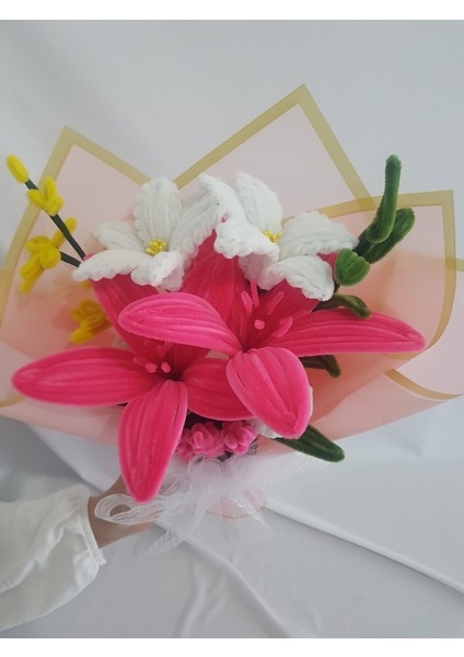 Çiçek Buketi – El Yapımı Hediyelik Aranjman fiyatları