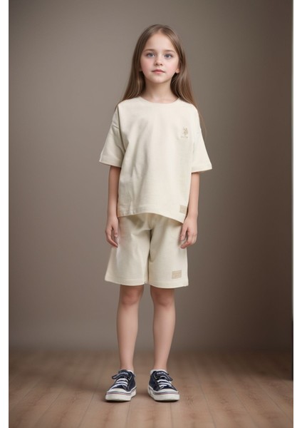 Kız Çocuk Giyim %100 Pamuklu T-Shirt & Şort Ikili Set US01.LL.01.P4.O017 modelleri
