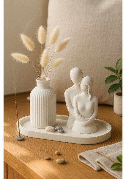 El Yapımı Sevgili Figürlü Dekoratif Set – Vazo & Oval Tepsi (3 Parça) fiyatları
