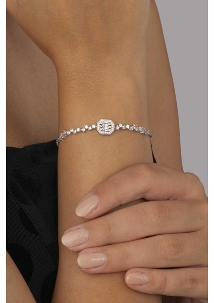 Pırlanta Montür Sıralı Tek Taş Rodyum Kaplama Baget Gümüş Bileklik