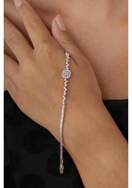 Pırlanta Montür Sıralı Tek Taş Rodyum Kaplama Baget Gümüş Bileklik modelleri