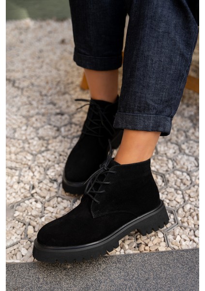 Plato Siyah Süet Bağcıklı Kısa Bot fiyatları