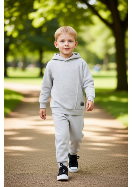 Erkek Çocuk Kapüşonlu Sweatshirt ve Eşofman Altı Iki Parça Takım Konforlu Günlük Giyim Kaliteli