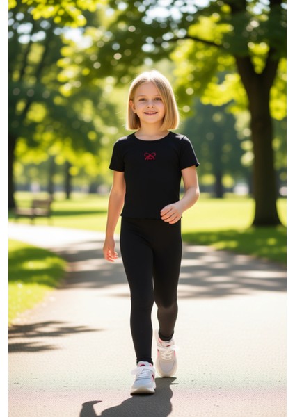 Kız Çocuk Pamuklu Nakışlı Bisiklet Yaka Kısa Kollu Üst ve Flare Paça Tayt Takımı Kaliteli Şık