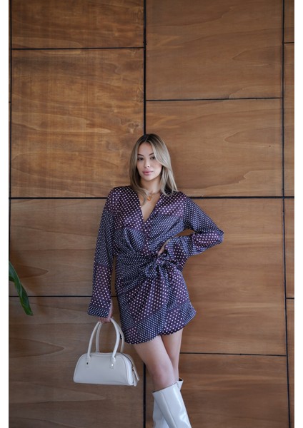 Puantiye Saten Kumaş V Yaka Uzun Kol Mini Elbise indirimleri