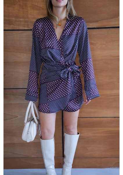 Puantiye Saten Kumaş V Yaka Uzun Kol Mini Elbise