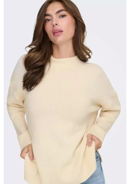 Onlhazel Oversize Fit Balıkçı Yaka Örme Kazak Bayan Kazak 15352853 fırsatları