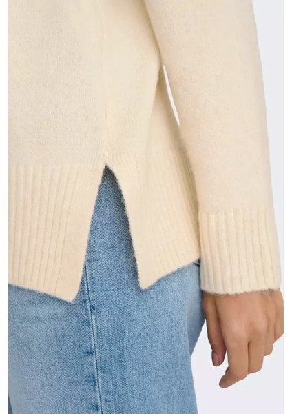 Onlhazel Oversize Fit Balıkçı Yaka Örme Kazak Bayan Kazak 15352853 indirimleri