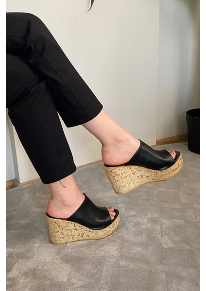 Kadın Limo Siyah Dolgulu Mantar Taban Terlik 10 cm Siyah modelleri