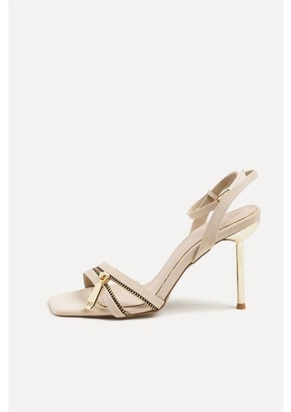 155200 Fermuar Detaylı Ince Topuklu Ayakkabı Bej Vagum