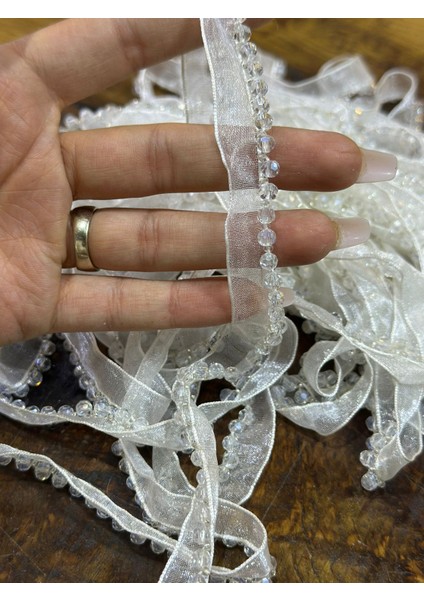 Boncuk Işleme Tül Şerit Biye Şerit Dikiş Aksesuarı En 1 cm (1metre) modelleri