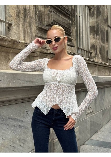 Ekru Peplum Etek Ucu Fırfırlı Güpür Bluz Uzun Kol Bağlama Detaylı Kare Yaka Şık Bluz modelleri
