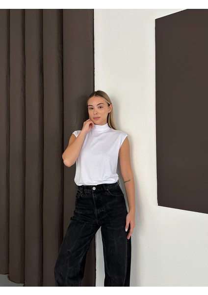 Kadın Sıfır Kol Boğazlı Body 3'lü Set fırsatları