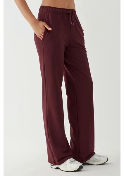 Kadın Rahat Kesim Straight Leg Eşofman Altı Leylak Moru fırsatları