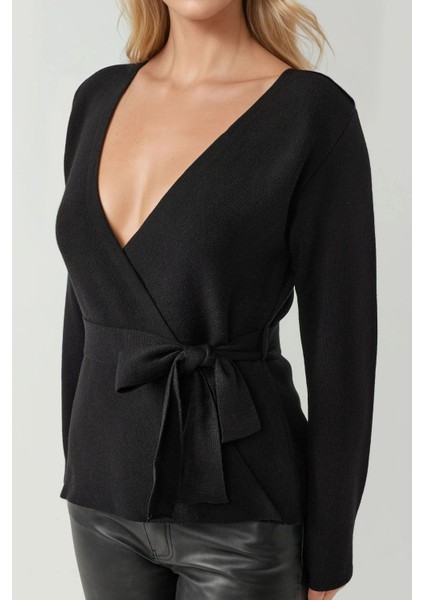 Kadın Kruvaze Yaka Kuşaklı Triko Hırka Siyah fırsatları