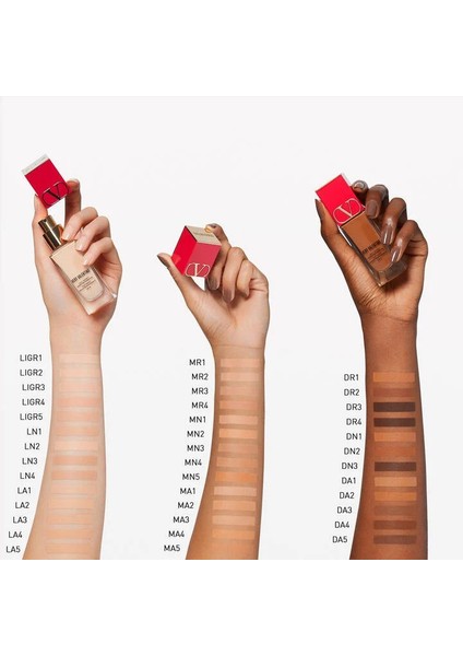 Very Valentino - Çok Hafif Fondöten, 24 Saat Kalıcı, Spf 25 - Ln3 Light Neutral 3 (25 Ml) fiyatları