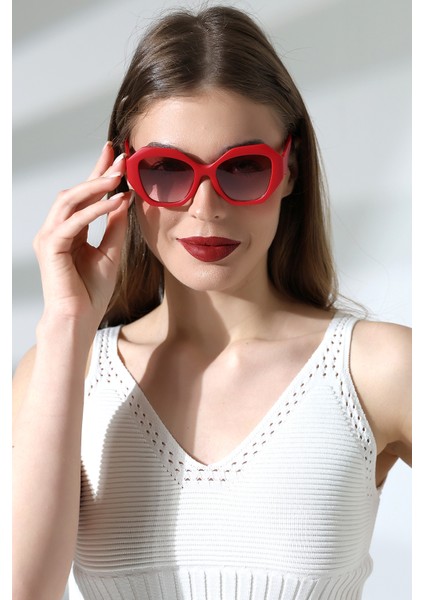 Kadın Oval Kırmızı Renkli Cam Mat Güneş Gözlüğü Garson