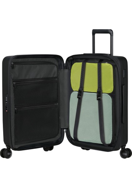 Restackd Spinner Kabin Boy Valiz fırsatları