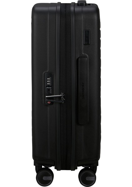 Restackd Spinner Kabin Boy Valiz