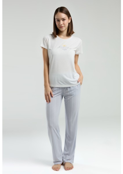 Kadın Süprem Kumaş Kısa Kollu Pijama Takımı