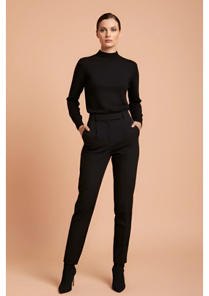 Basic Yarım Balıkçı Yaka Triko Kazak