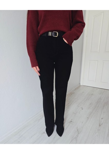 Kemerli Yüksek Bel Likralı Kapalı Paça Jean