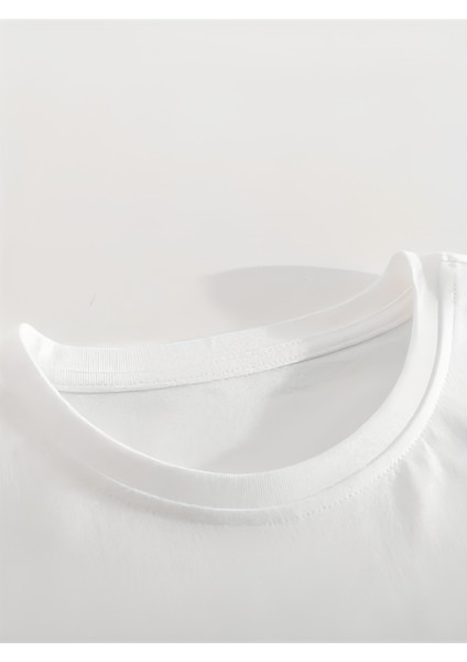 Striking Tasarım Sırt Baskılı Pamuk Beyaz Oversize T-Shirt modelleri