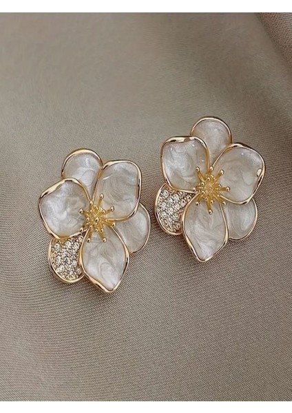 Fransız Tarzı Çiçekli Küpe fiyatları