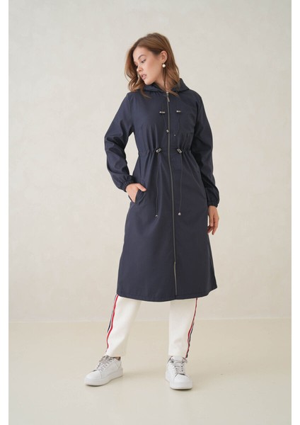 Su Geçirmez Kapüşonlu Fermuarlı Sık Dokuma Kadın Trençkot fiyatları