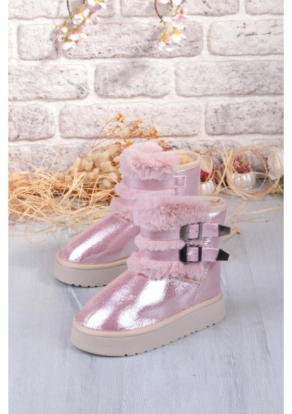 Nurela Simli Süet Içi Kürklü Tüy ve Toka Detaylı Anne Kız Kısa Kadın Bot fırsatları