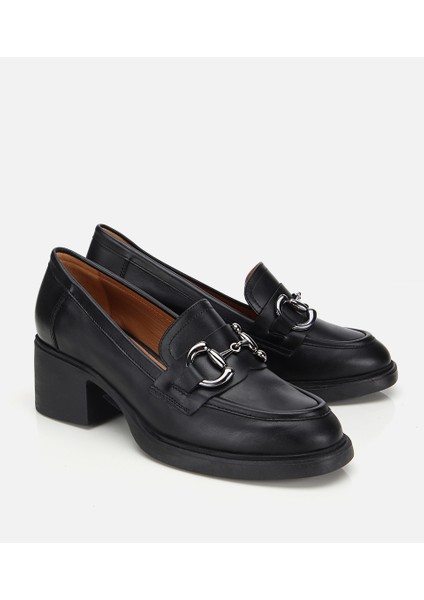 01AYH312800A100 KADIN Deri Siyah Tokalı Yüksek Topuklu Klasik Loafer fiyatları