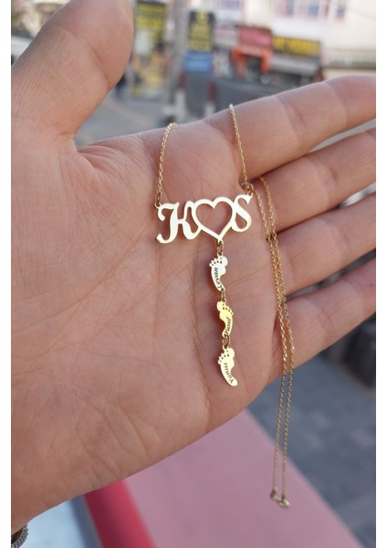 925 Ayar Gümüş 24 Ayar Altın Kaplama Ayak Figürlü Harf Kolye