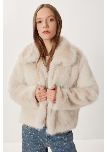 Kısa Suni Kürk Kaban LXA0002 Bej fiyatları