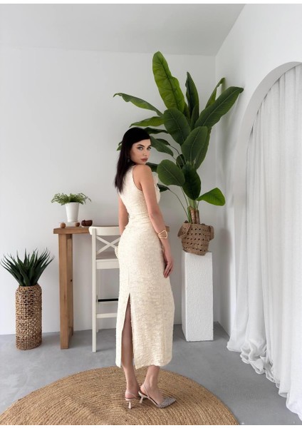 Lers Çiçek Detaylı Elbise