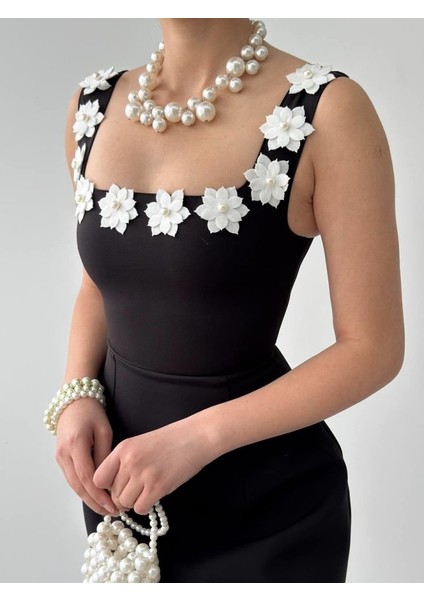 Alyosa Çiçek Detaylı Elbise