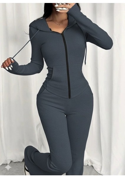 Kadın Uzun Kollu Kapşonlu Bağcıklı Önü Fermuarlı Viskon Iki Iplik Bluz ve Pantolon Ikili Takım modelleri